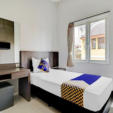 Hotel O Cihampelas Near Ciwalk Formerly D'River Guest House Μπαντούνγκ Εξωτερικό φωτογραφία