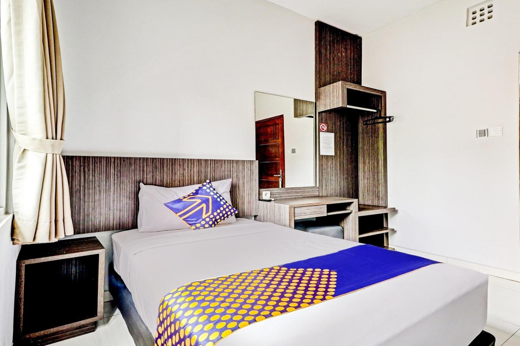 Hotel O Cihampelas Near Ciwalk Formerly D'River Guest House Μπαντούνγκ Εξωτερικό φωτογραφία