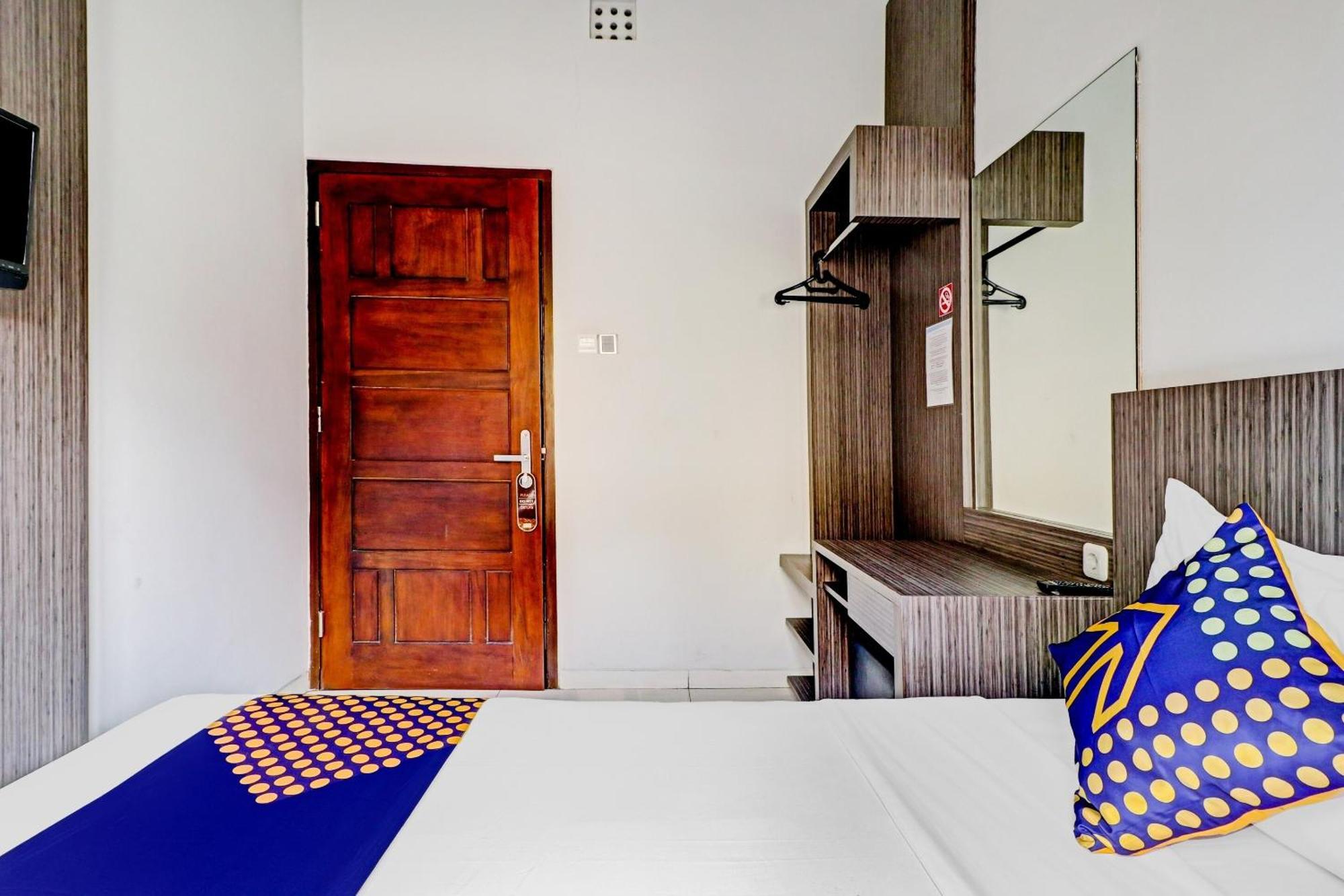 Hotel O Cihampelas Near Ciwalk Formerly D'River Guest House Μπαντούνγκ Εξωτερικό φωτογραφία